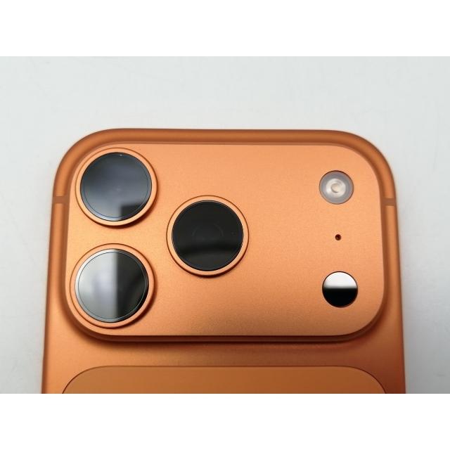 中古】Apple 国内版 【SIMフリー】 iPhone 17 Pro 256GB コズミック