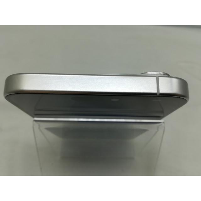 中古】Apple 国内版 【SIMフリー】 iPhone 15 Pro Max 256GB ホワイト