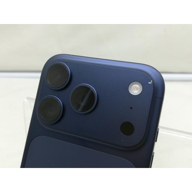 中古】Apple 国内版 【SIMフリー】 iPhone 17 Pro 256GB ディープ