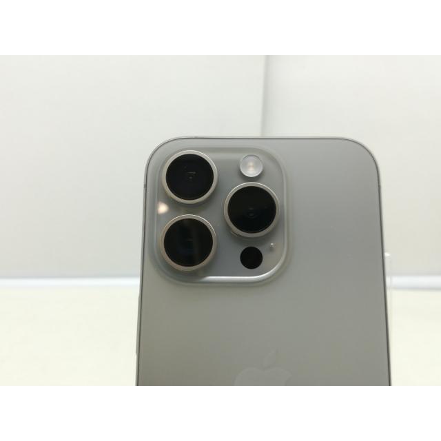 【中古】Apple 国内版 【SIMフリー】 iPhone 15 Pro 256GB ナチュラルチタニウム MTUF3J/A【川崎】保証期間１ヶ月【ランクA】の画像