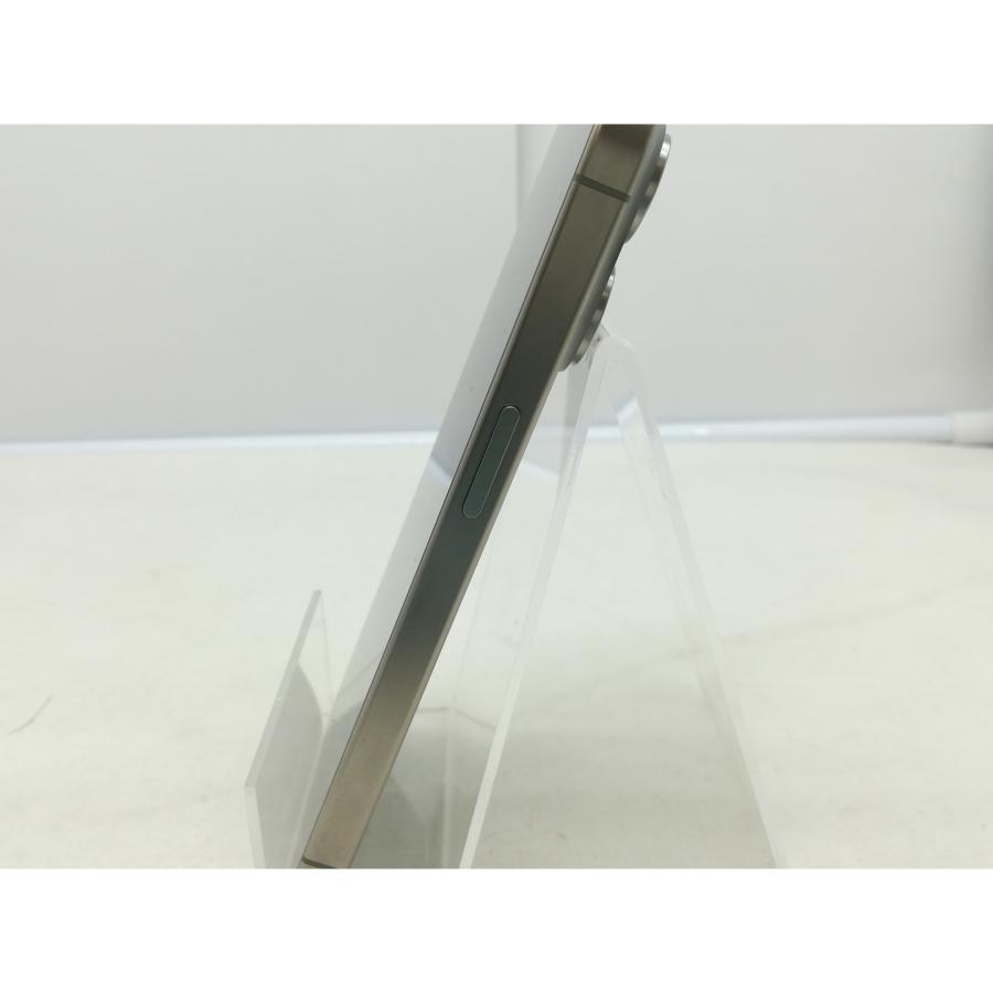 【中古】Apple 国内版 【SIMフリー】 iPhone 15 Pro 256GB ナチュラルチタニウム MTUF3J/A【川崎】保証期間１ヶ月【ランクA】の画像