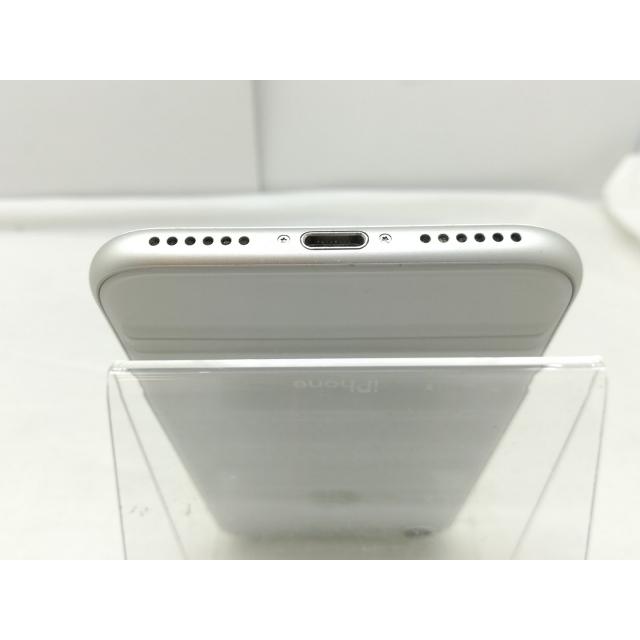 中古】Apple docomo 【SIMロック解除済み】 iPhone 8 64GB シルバー