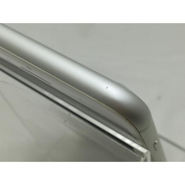 中古】Apple docomo 【SIMロック解除済み】 iPhone 8 64GB シルバー