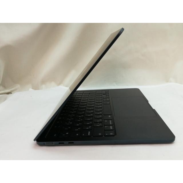 【中古】Apple MacBook Air 13インチ CTO (M2,2022) ミッドナイト M2(CPU:8C/GPU:10C)/16G/256G/30W AC【川崎】保証期間１ヶ月【ランクA】の画像