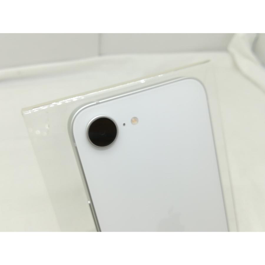 【中古】Apple 国内版 【SIMフリー】 iPhone 17e 256GB ホワイト MHRP4J/A【川崎】保証期間１ヶ月【ランクA】の画像