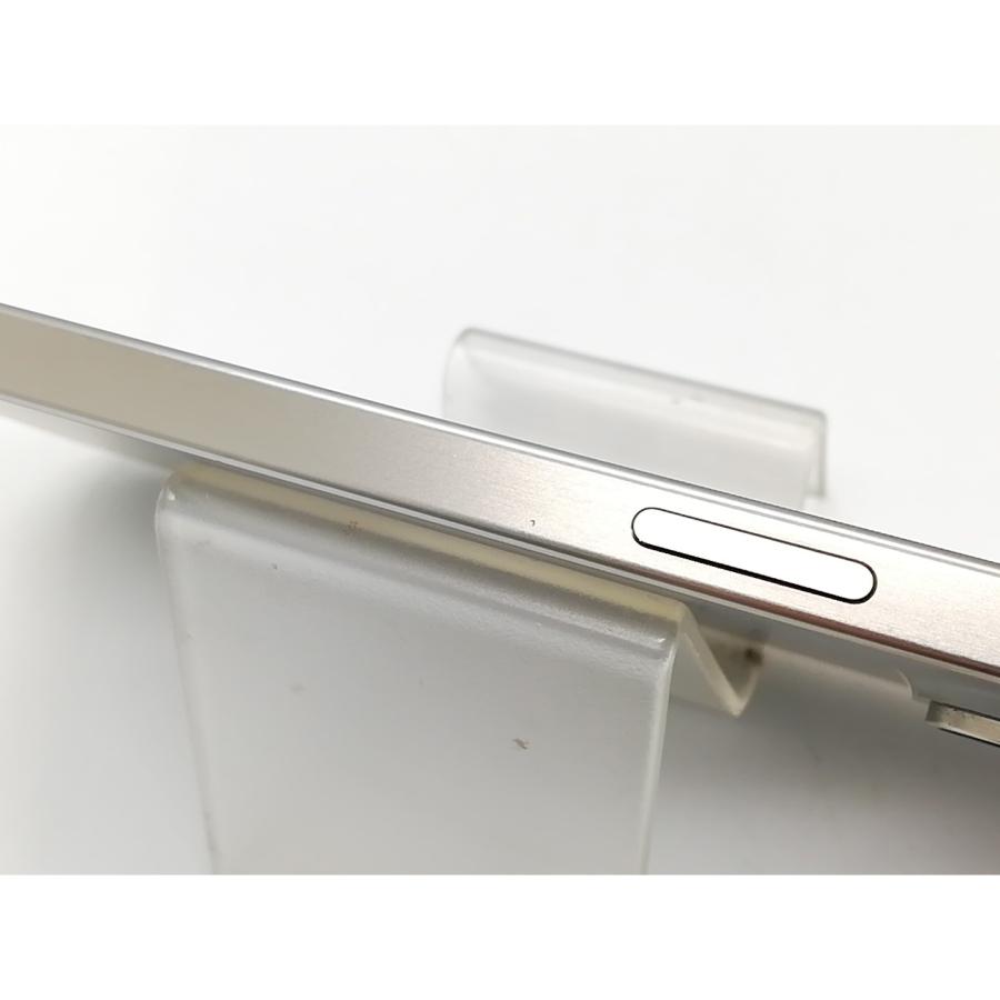 【中古】Apple 国内版 【SIMフリー】 iPhone 15 Pro Max 256GB ナチュラルチタニウム MU6R3J/A【秋葉4号】保証期間１ヶ月【ランクB】の画像