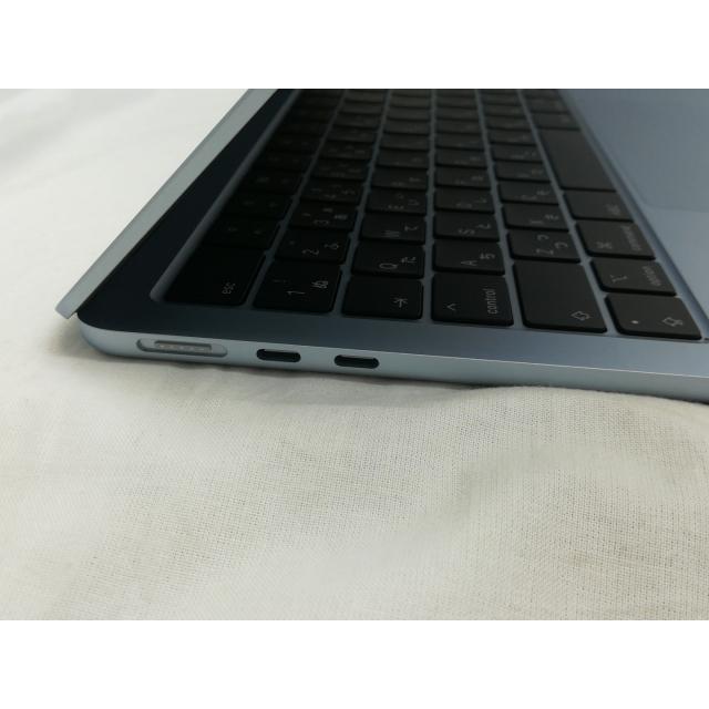 中古】Apple MacBook Air 13インチ M5(CPU:10C/GPU:10C) 24GB/1TB