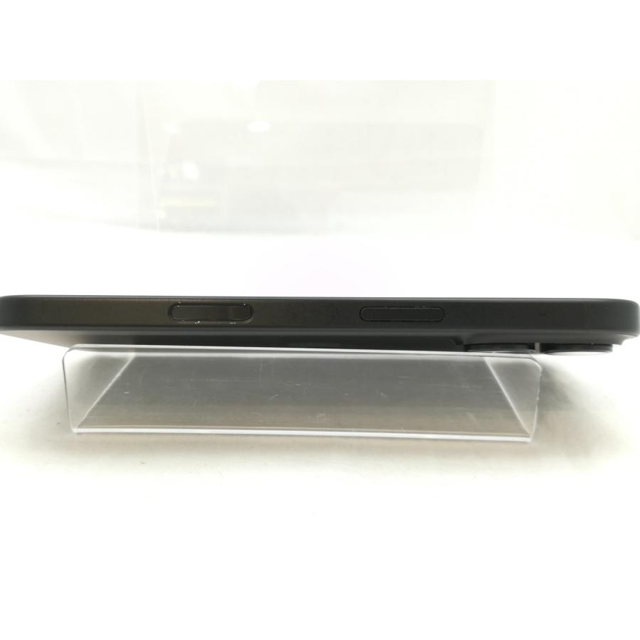 中古】Apple docomo 【SIMフリー】 iPhone 16 256GB ブラック MYDW3J/A
