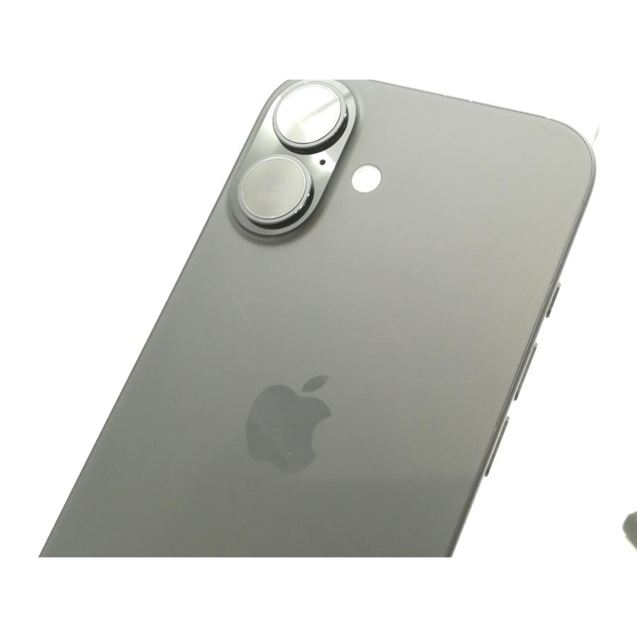 中古】Apple docomo 【SIMフリー】 iPhone 16 256GB ブラック MYDW3J/A