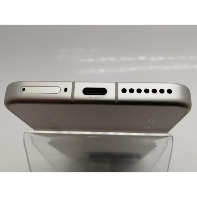 中古】Xiaomi 国内版【SIMフリー】 Xiaomi 15 ホワイト 12GB 256GB
