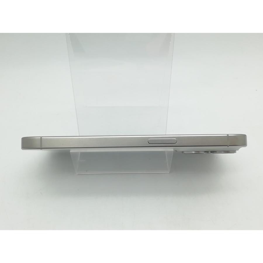 【中古】Apple SoftBank 【SIMフリー】 iPhone 15 Pro 256GB ホワイトチタニウム MTUD3J/A【柏】保証期間１ヶ月【ランクC】の画像