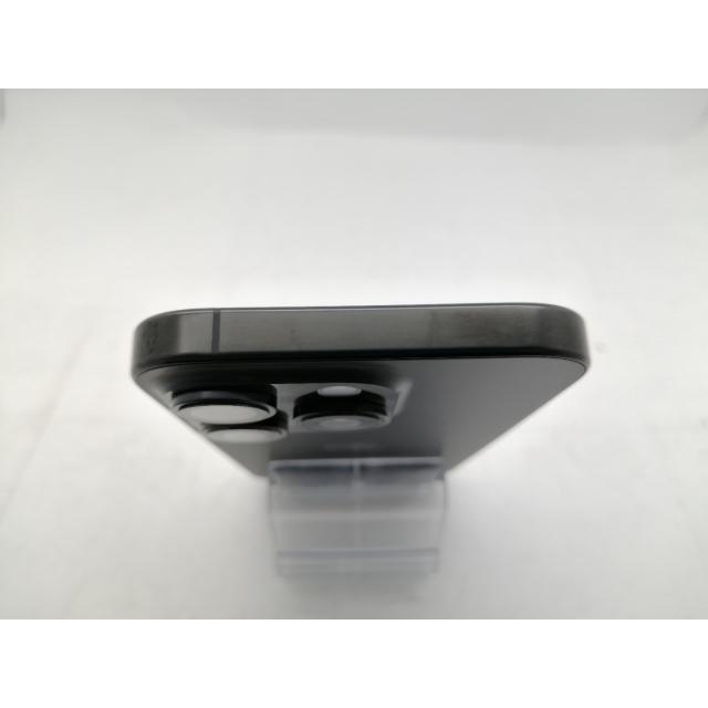 【中古】Apple 国内版 【SIMフリー】 iPhone 16 Pro 256GB ブラックチタニウム MYN03J/A【秋葉5号】保証期間１ヶ月【ランクA】の画像