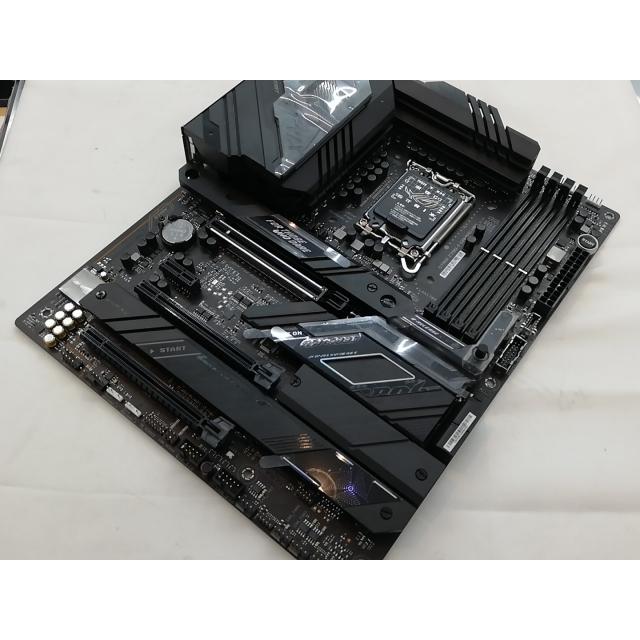 中古】ASUS ROG STRIX Z790-F GAMING WIFI Z790(DDR5)/LGA1700/ATX