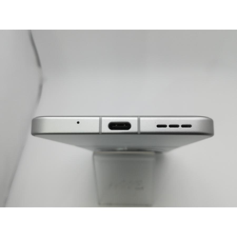 中古】ZTE ymobile 【SIMフリー】 Libero Flip 6GB 128GB ホワイト