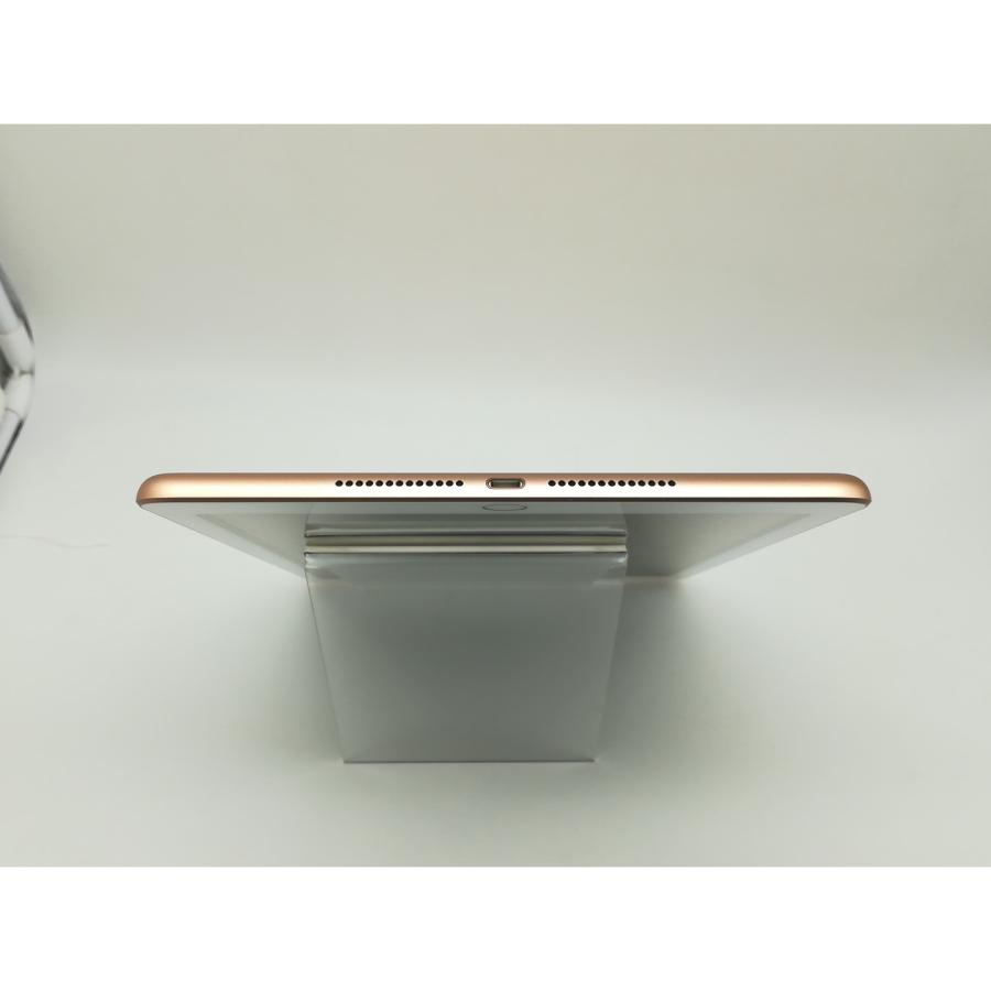 中古】Apple docomo 【SIMロック解除済み】 iPad（第6世代/2018） 32GB
