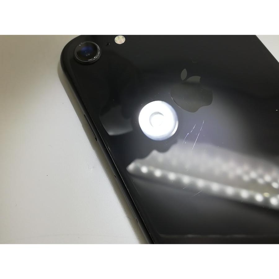 中古】Apple docomo 【SIMロック解除済み】 iPhone 8 64GB スペース