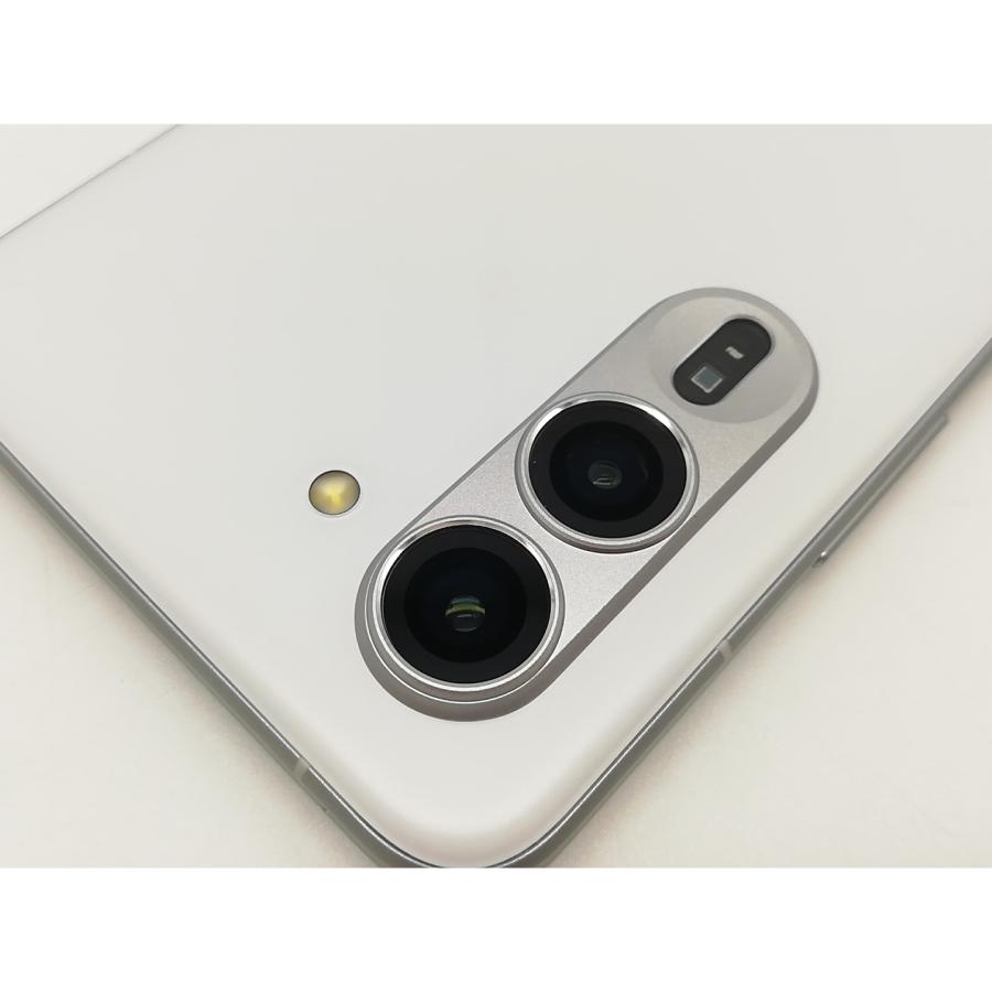 中古】FCNT docomo 【SIMフリー】 arrows Alpha ホワイト 12GB 512GB F