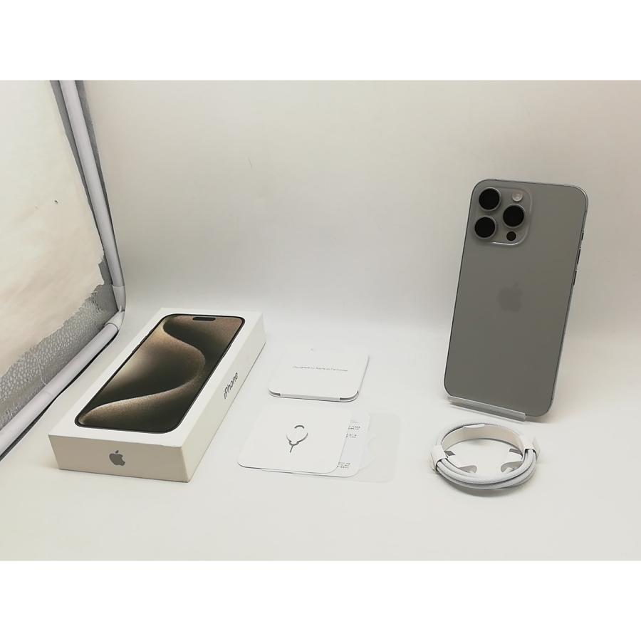 iPhone 15 Pro Max Apple SIMフリー 256GB 国内版 iPhone 15 Pro Max 256GB - ブラックチタニウム（SIMフリー）[整備済