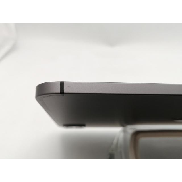 【中古】Apple SoftBank 【SIMロック解除済み】 11インチ iPad Pro（第3世代/2021） 2TB スペースグレイ MHWE3J/A【ECセンター】保証期間１ヶ月【ランクA】の画像