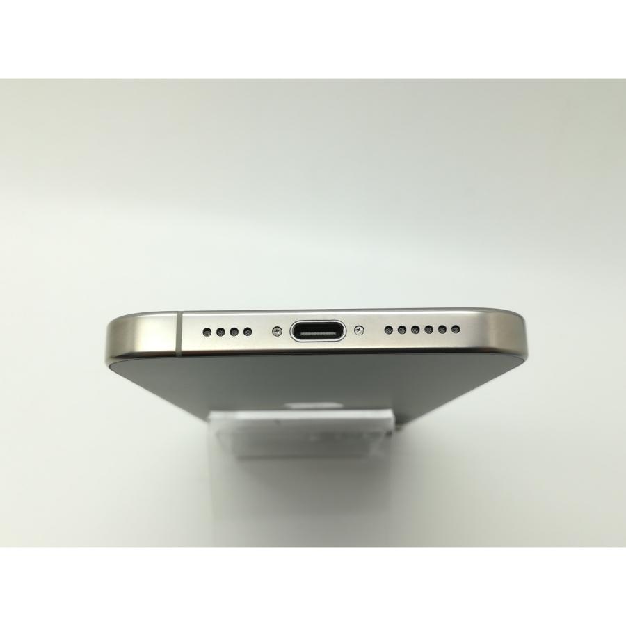 【中古】Apple 国内版 【SIMフリー】 iPhone 16 Pro Max 256GB ナチュラルチタニウム MYWK3J/A【新橋】保証期間１ヶ月【ランクA】の画像