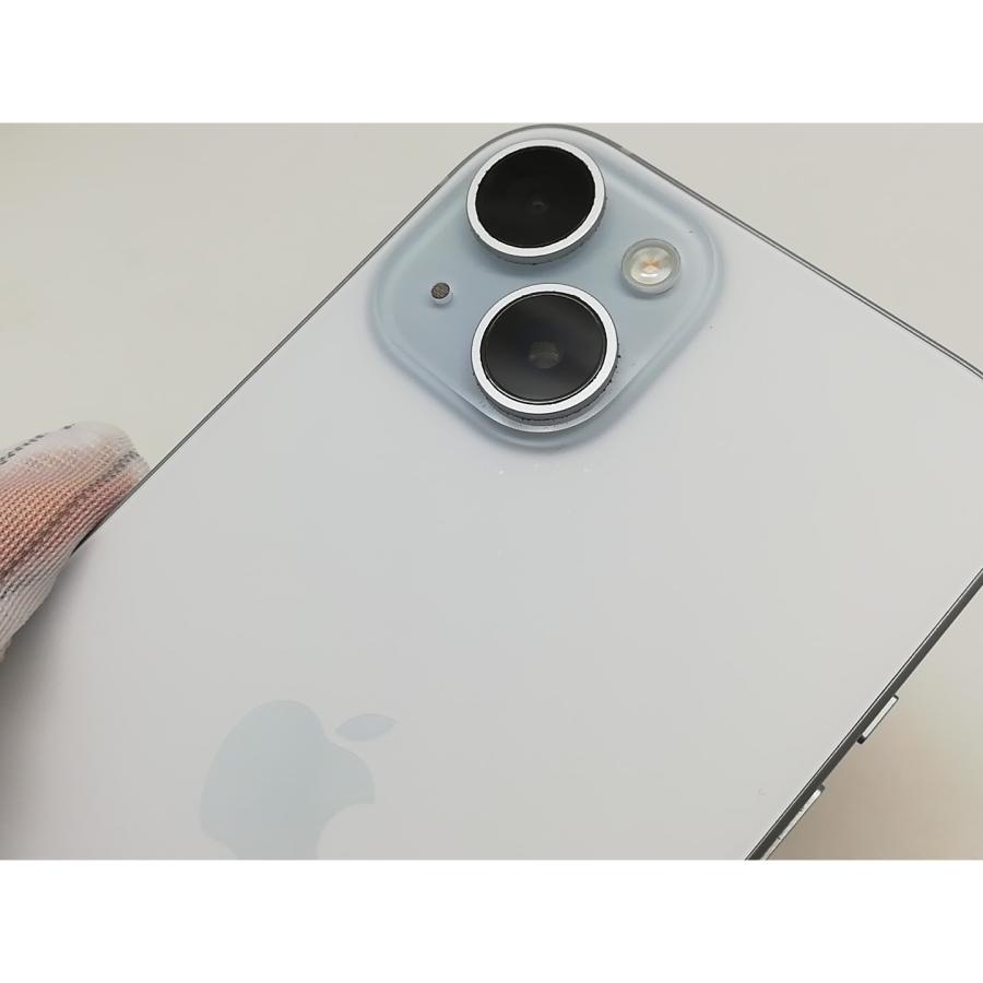【中古】Apple SoftBank 【SIMフリー】 iPhone 15 128GB ブルー MTML3J/A【横浜】保証期間１ヶ月【ランクB】の画像