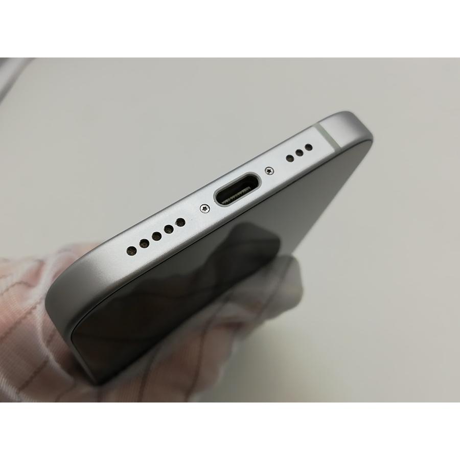 【中古】Apple SoftBank 【SIMフリー】 iPhone 15 128GB ブルー MTML3J/A【横浜】保証期間１ヶ月【ランクB】の画像