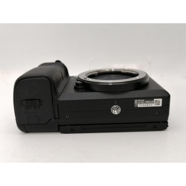 【中古】SONY α6400 高倍率ズームレンズキット ILCE-6400M ブラック【新宿2】保証期間１ヶ月【ランクA】の画像