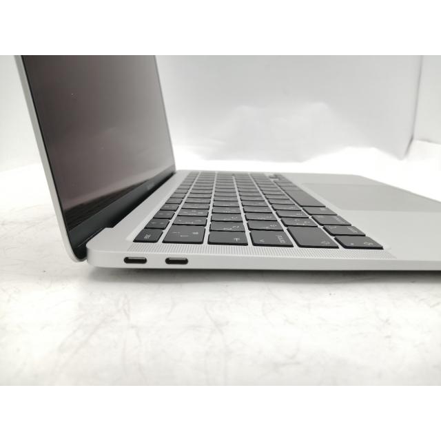 【中古】Apple MacBook Air 13インチ M1(CPU:8C/GPU:8C) 8GB/512GB シルバー MGNA3J/A (M1・2020)【秋葉5号】保証期間１ヶ月【ランクB】の画像