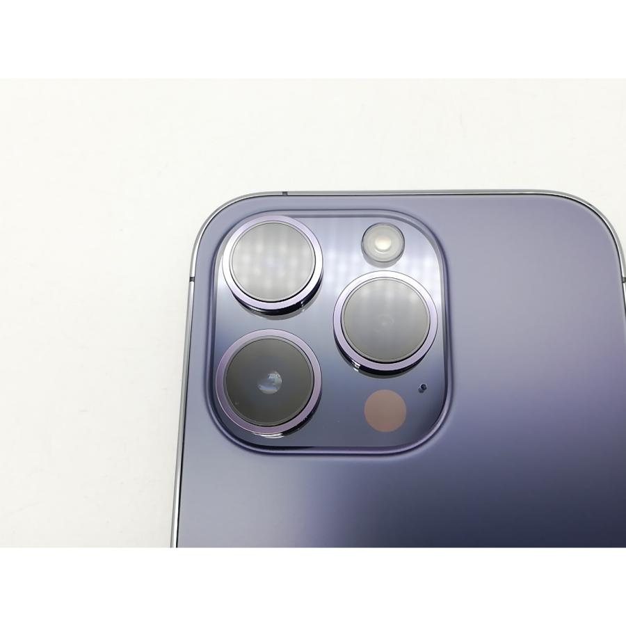 【中古】Apple docomo 【SIMフリー】 iPhone 14 Pro 256GB ディープパープル MQ1E3J/A【鹿児島中町】保証期間１ヶ月【ランクA】の画像