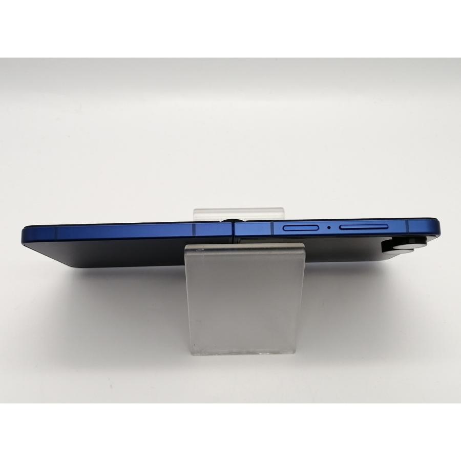 【中古】SAMSUNG 国内版 【SIMフリー】 Galaxy Z Flip7 ブルーシャドウ 12GB 256GB SM-F766Q【大須アメ横】保証期間１ヶ月【ランクA】の画像
