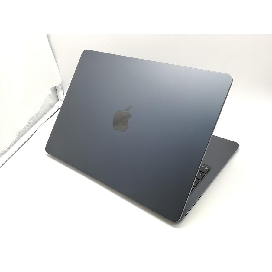 【中古】Apple MacBook Air 13インチ CTO (13インチ,M5,2026) M5 (CPU:10C/GPU:10C)/16G/1T ミッドナイト【横浜】保証期間１ヶ月【ランクA】の画像