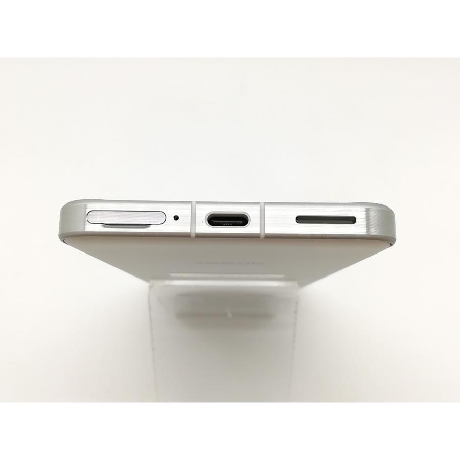 中古】FCNT docomo 【SIMフリー】 arrows Alpha ホワイト 12GB 512GB F