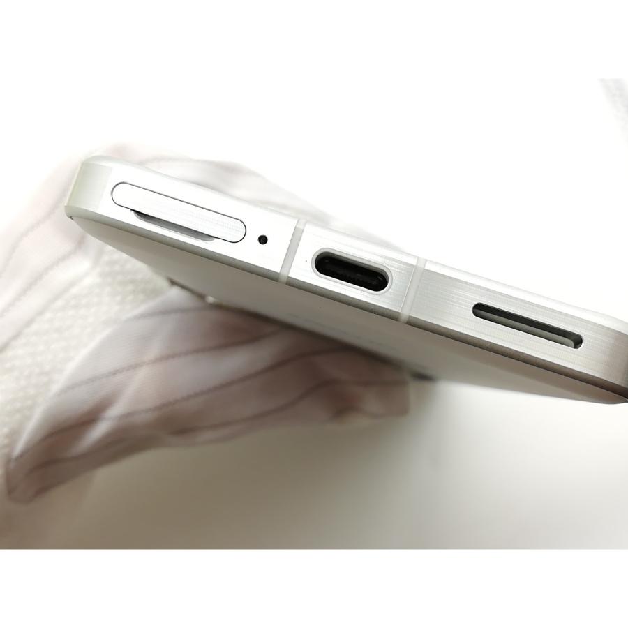 中古】FCNT docomo 【SIMフリー】 arrows Alpha ホワイト 12GB 512GB F