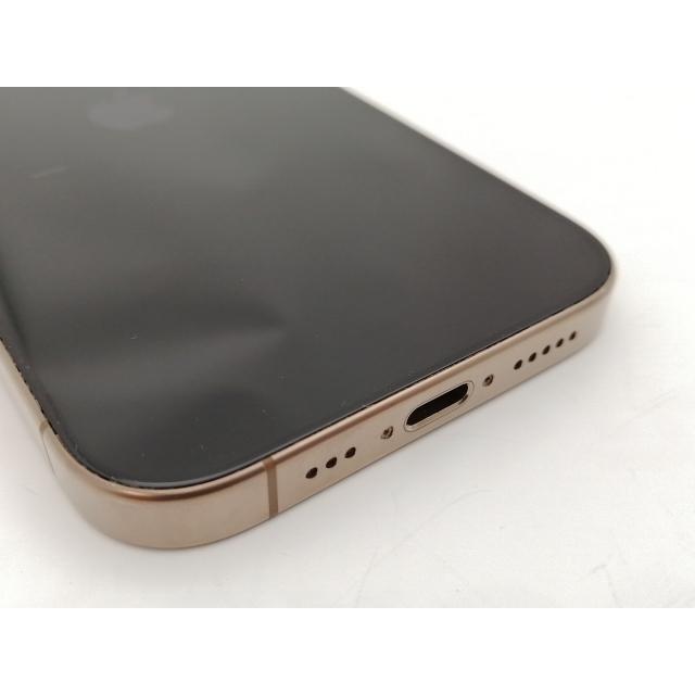 中古】Apple 海外版 【SIMフリー】 iPhone 16 Pro 256GB デザート