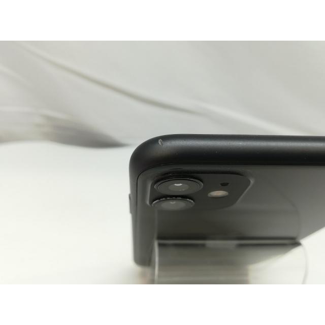 中古】Apple docomo 【SIMロック解除済み】 iPhone 11 64GB ブラック
