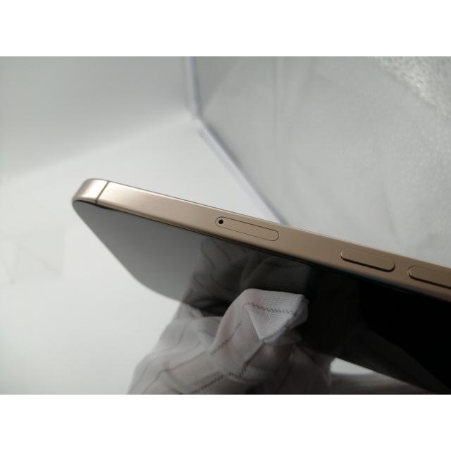 【中古】Apple au 【SIMフリー】 iPhone 16 Pro 128GB デザートチタニウム MYMX3J/A【博多】保証期間１ヶ月【ランクB】の画像