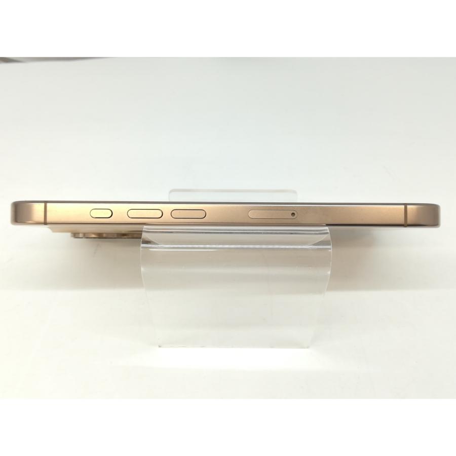 【中古】Apple au 【SIMフリー】 iPhone 16 Pro 128GB デザートチタニウム MYMX3J/A【仙台イービーンズ】保証期間１ヶ月【ランクA】の画像