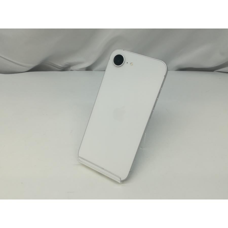 中古】Apple 国内版 【SIMフリー】 iPhone 16e 128GB ホワイト MD1R4J