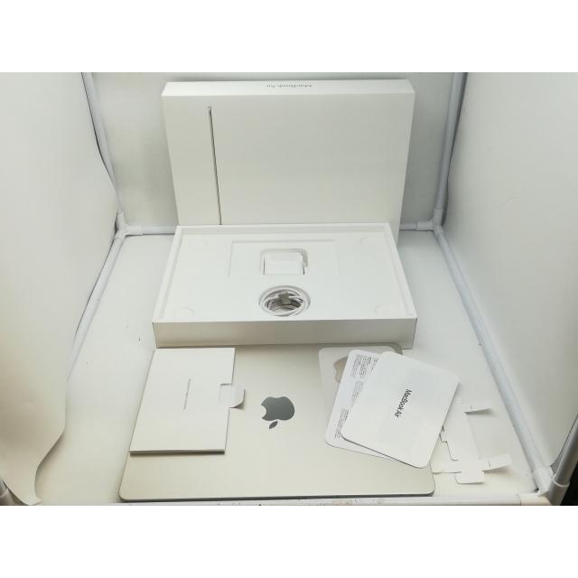 【中古】Apple MacBook Air 13インチ CTO (M3,2024) スターライト M3(CPU:8C/GPU:10C)/16G/256G【札幌】保証期間１ヶ月【ランクA】の画像