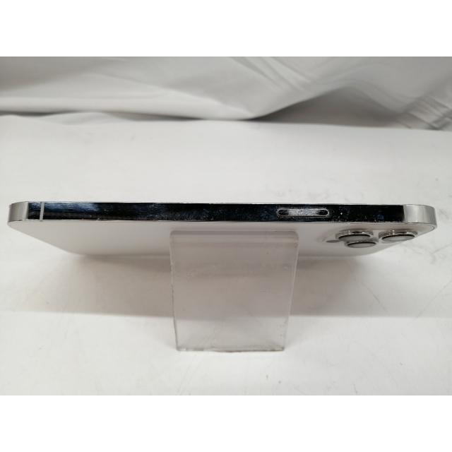 【中古】Apple SoftBank 【SIMロック解除済み】 iPhone 12 Pro Max 128GB シルバー MGCV3J/A【札幌】保証期間１ヶ月【ランクC】の画像