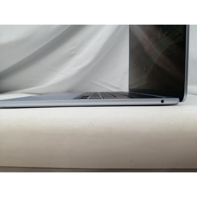 【中古】Apple MacBook Air 13インチ (M4,2025) M4(CPU:10C/GPU:10C) 16GB/512GB スカイブルー MC6U4J/A【札幌】保証期間１ヶ月【ランクA】の画像