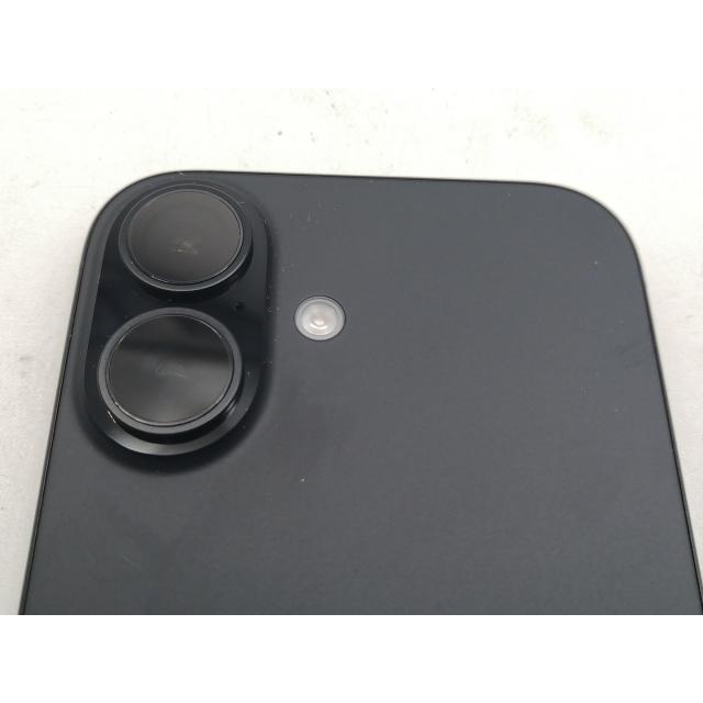 【中古】Apple docomo 【SIMフリー】 iPhone 16 128GB ブラック MYDQ3J/A【宇田川】保証期間１ヶ月【ランクB】の画像