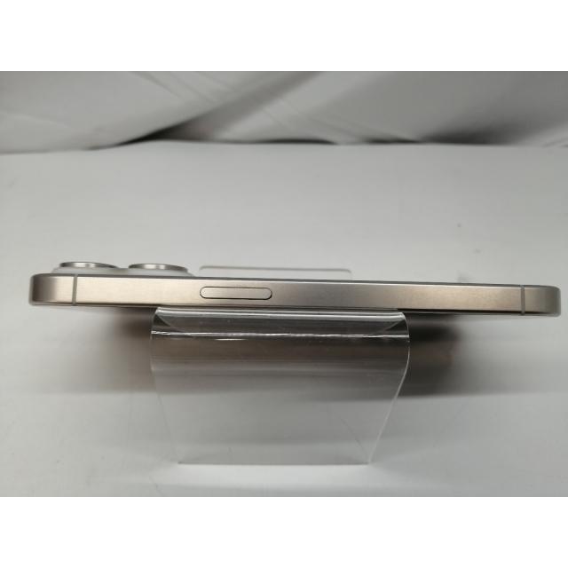 【中古】Apple docomo 【SIMフリー】 iPhone 15 Pro 256GB ホワイトチタニウム MTUD3J/A【札幌】保証期間１ヶ月【ランクA】の画像