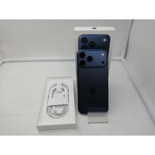 中古】Apple 国内版 【SIMフリー】 iPhone 17 Pro Max 512GB ディープ