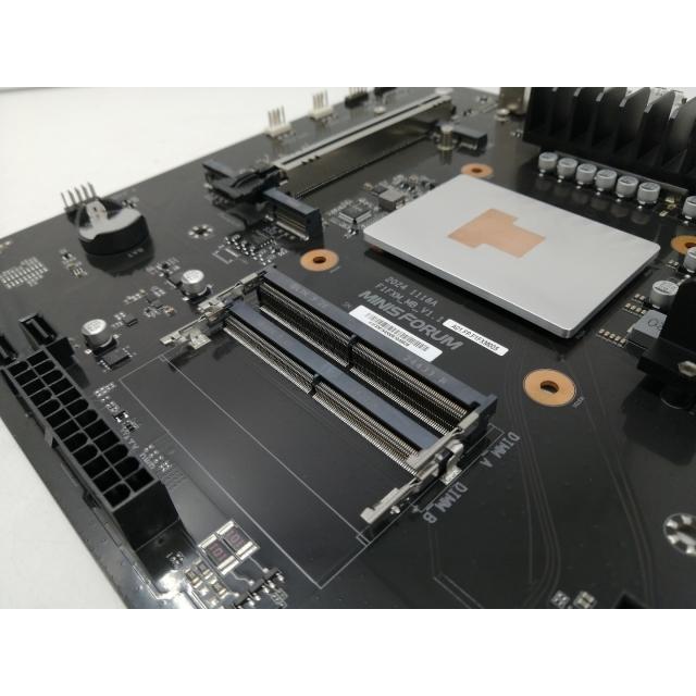 中古】MINISFORUM BD795M Ryzen 9 7945HX(16C/32T)/DDR5/MicroATX