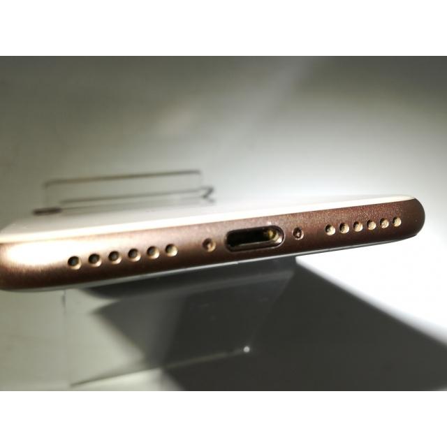 中古】Apple docomo 【SIMロックあり】 iPhone 8 64GB ゴールド MQ7A2J