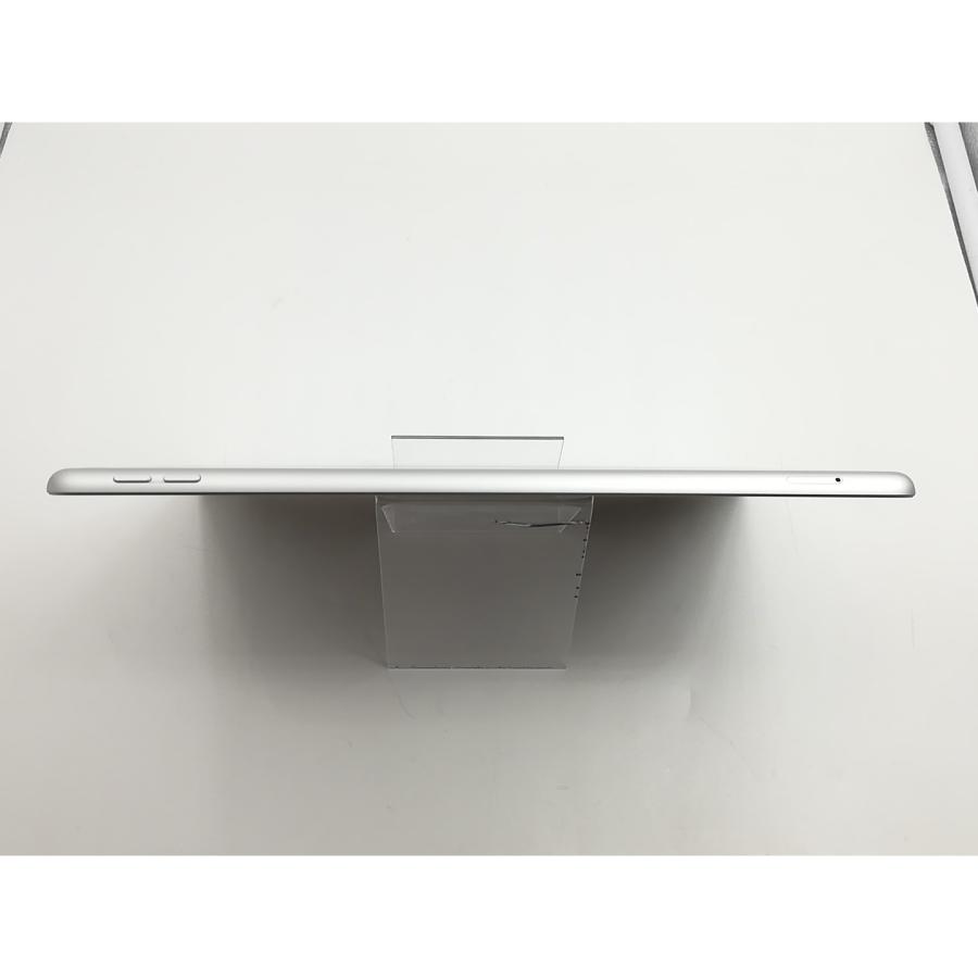 中古】Apple au 【SIMロック解除済み】 iPad（第8世代/2020） 32GB