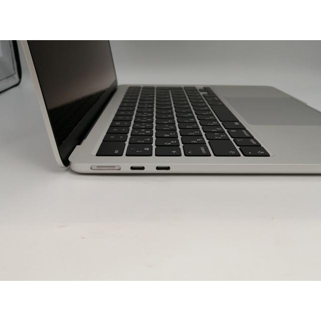 【中古】Apple MacBook Air 13インチ CTO (M2,2022) シルバー M2(CPU:8C/GPU:8C)/16G/1T/67W(70W) AC【小倉駅前】保証期間１ヶ月【ランクA】の画像