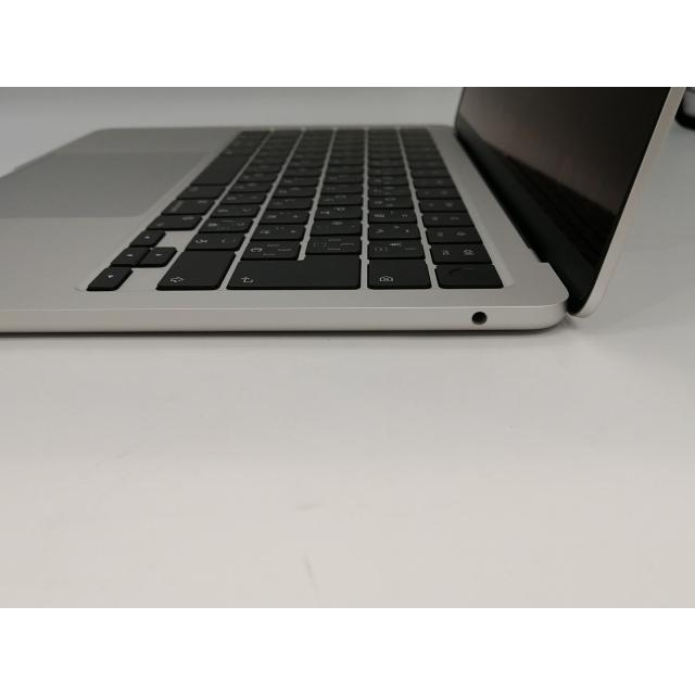 【中古】Apple MacBook Air 13インチ CTO (M2,2022) シルバー M2(CPU:8C/GPU:8C)/16G/1T/67W(70W) AC【小倉駅前】保証期間１ヶ月【ランクA】の画像