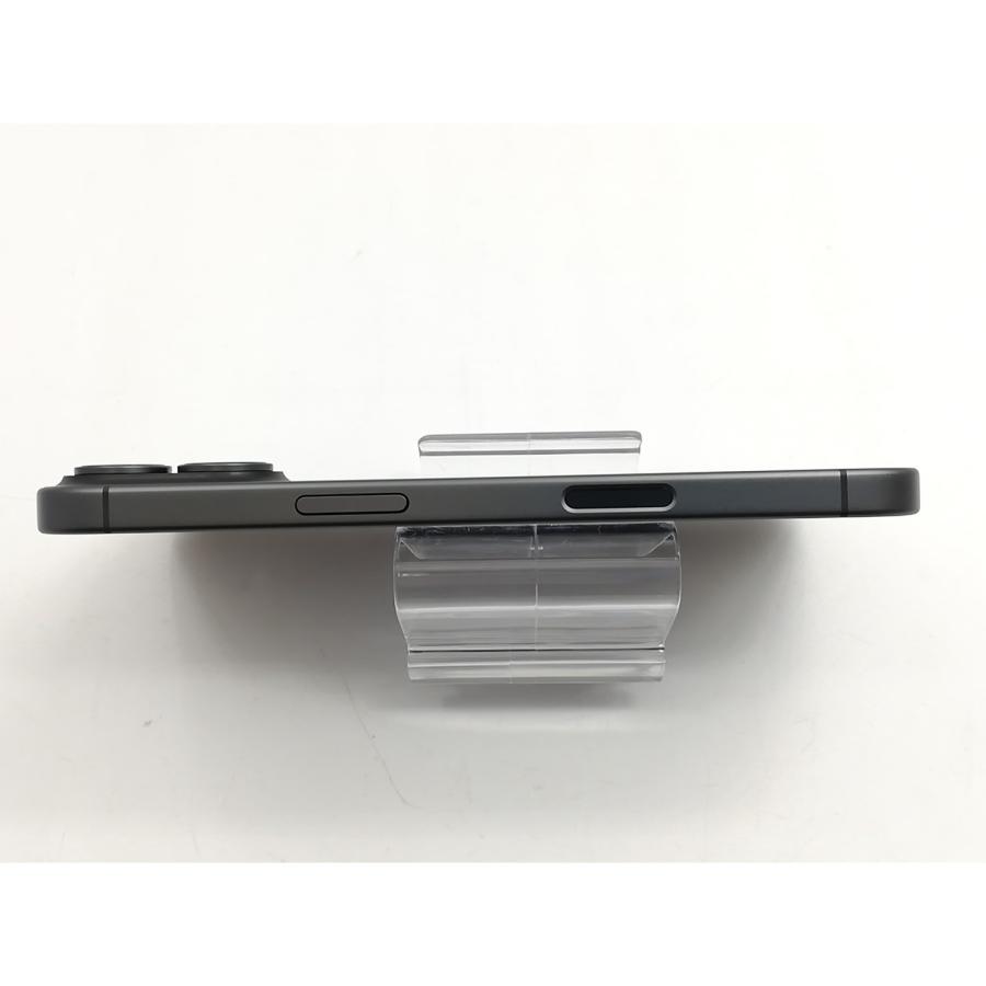 【中古】Apple 国内版 【SIMフリー】 iPhone 17 256GB ブラック MG674J/A【福岡筑紫】保証期間１ヶ月【ランクA】の画像
